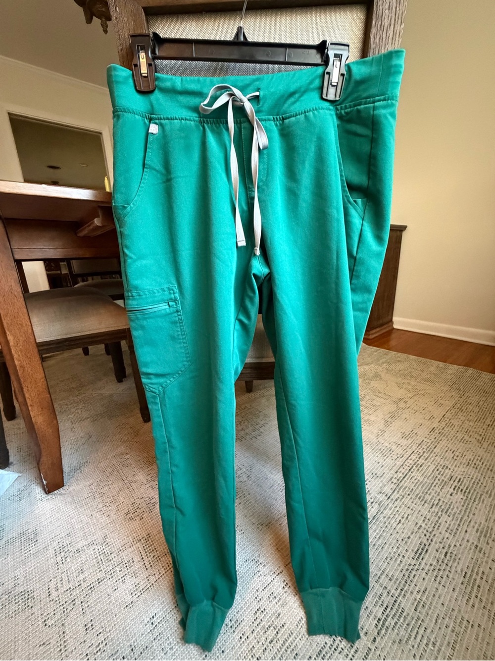 Figs Scrubs Women's Jogger Pants- Size Medium